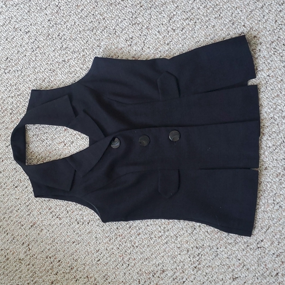 Black button up vest style top size 4 petite